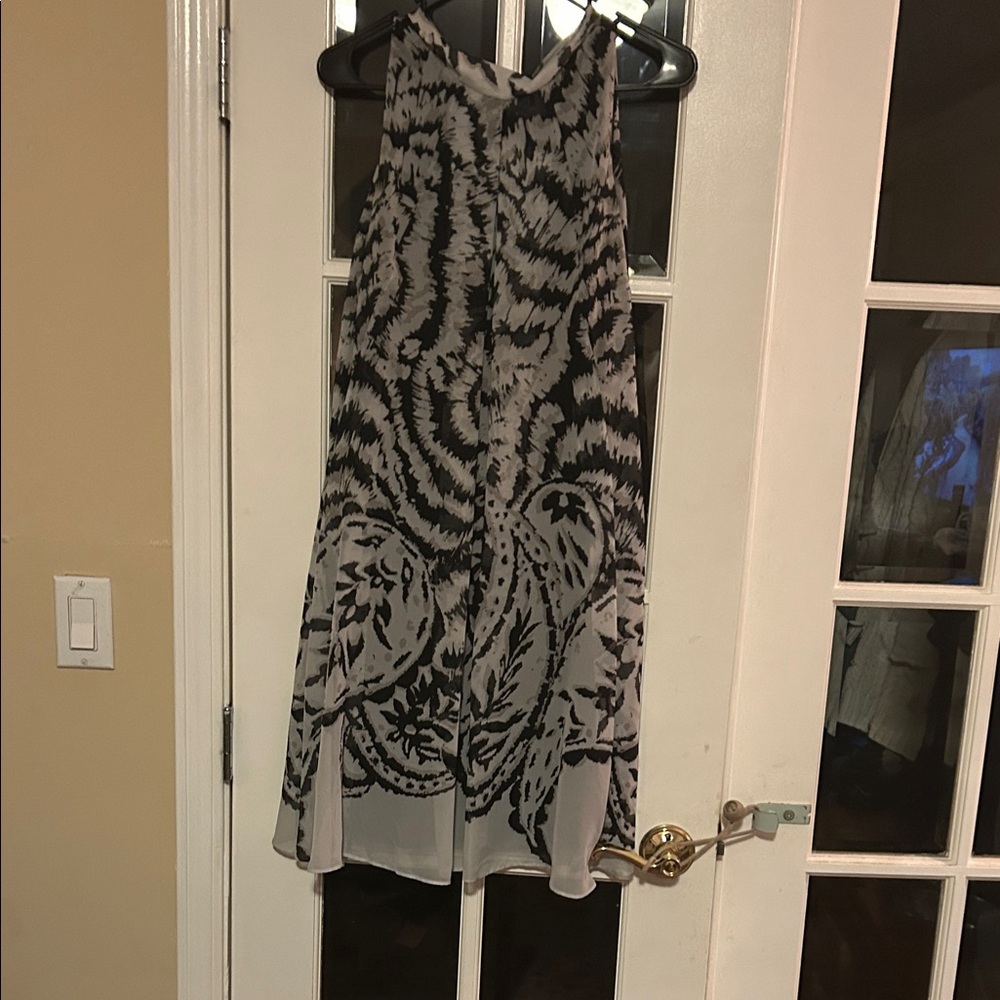 Signature by Robbie Bee Black and White Patterned Sleeveless Dress